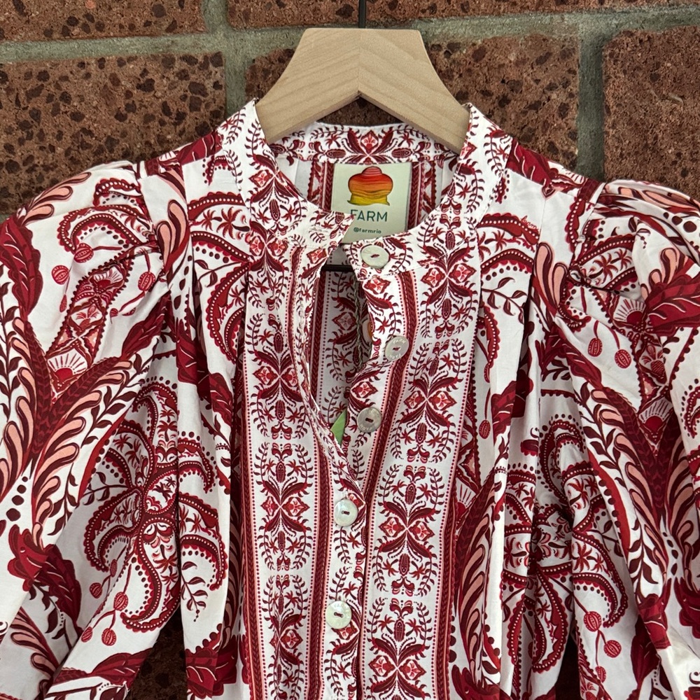 FARM Rio x Anthropologie. - Picture 3 of 7